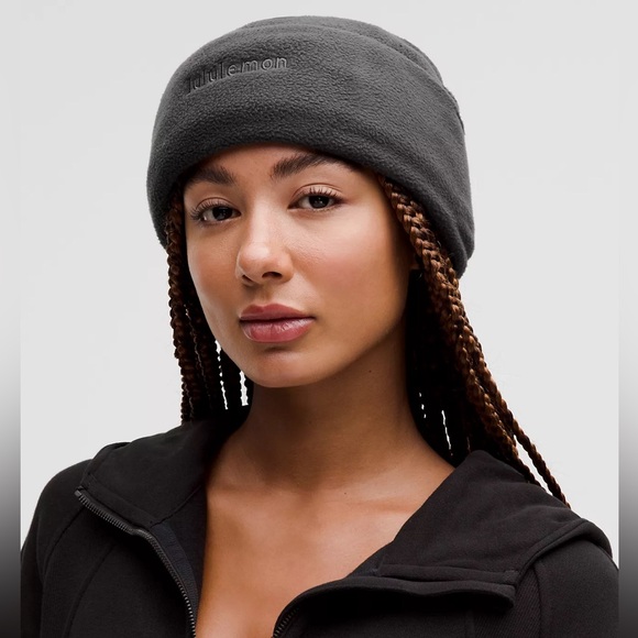 Lululemon Fleece Beanie Graphite Grey - Picture 1 of 4